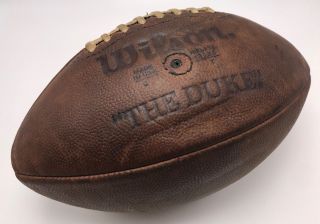 Wilson The Duke Football Vintage Usa Official Pattern 11 " Ct Leaks Shabby Display