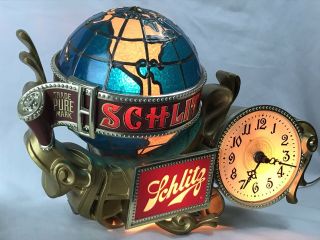 Vintage Schlitz Beer Globe Motion Light Up Back Bar Sign Clock