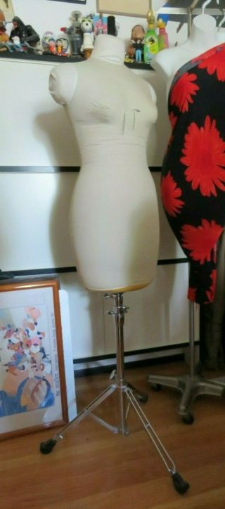 Women ' s Dressmaker Seamstress Dress Form Size 10 Mannequin Vintage Female Torso 8
