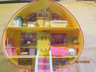Vintage 1992 Bluebird Lucy Locket Large Polly Pocket Play Case 4