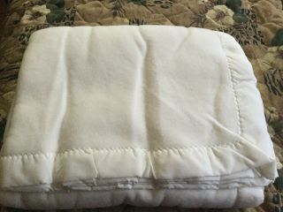 Vtg Fieldcrest White Acrylic Blanket King Size 108 X 90 USA 4