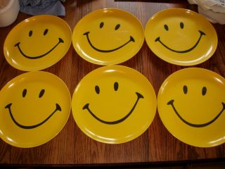 Vintage 6 Smiley Face Plates From Sixty Plastic