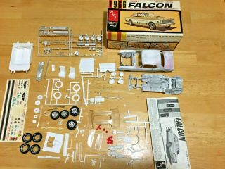 Vintage Amt 1/25 1966 Ford Falcon Sport Coupe Plastic Model Kit 5126