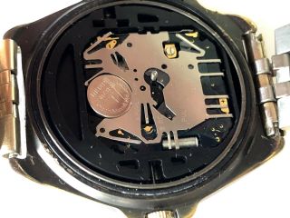 Vintage Pulsar V041 9020 Alarm Chronograph Day Date Digital Men ' s Watch Runs 6