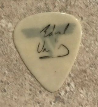 VINTAGE 1984 EDDIE VAN HALEN CUSTOM TOUR GUITAR PICK EVH PIC 2