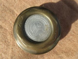 Vintage 20’s 30’s General Motors Truck Threaded Screw - On Hub Cap Hubcap Nut