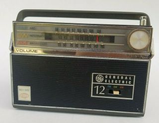 Ge Transistor Radio P - 1860a Shortwave Am Fm Radio Vintage General Electric