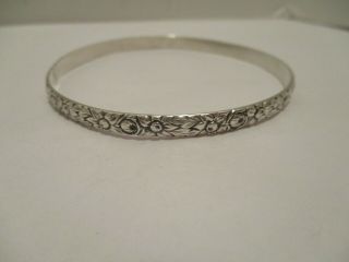 Bangle Vintage Sterling Silver All Around Flowers Design 7.  75 Inches X 3/16 In