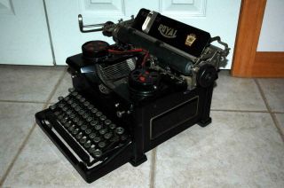 Vintage Antique Royal Desk Typewriter Model 10 Beveled Glass Side Panels 1929 6