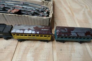 Vintage Sakais Standard Diecast Model Railway Train Set Engine Tracks and Cars 6
