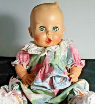 Vintage 1950s Gerber Baby Doll,  Sun Rubber,  Co. ,  Rare - Eyes Close