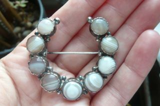 Victorian Scottish Banded Agate And Silver Horseshoe Brooch