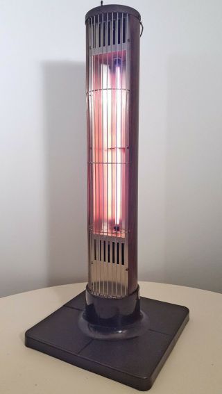 Presto Quartz Heater Vintage 1982 Orange Glowing Radiant Heat Retro Faux Walnut