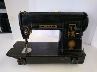 Vintage Singer 301A Sewing Machine in Black 2