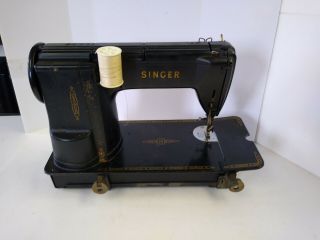 Vintage Singer 301A Sewing Machine in Black 5