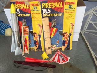 Vintage Fireball Xl5 Spaceship Stra Co Steve Zodiac