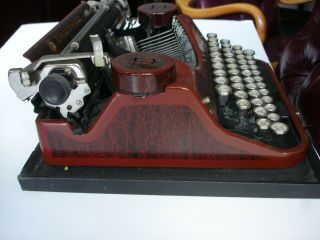 Underwood Portable Typewriter - Rare & Desirable Woodgrain Model 11