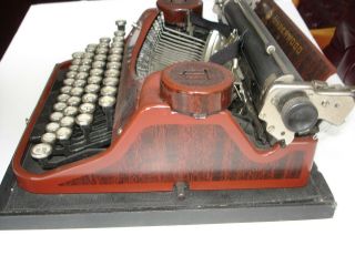 Underwood Portable Typewriter - Rare & Desirable Woodgrain Model 12