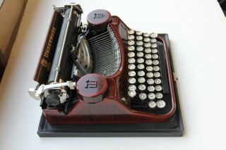 Underwood Portable Typewriter - Rare & Desirable Woodgrain Model 2
