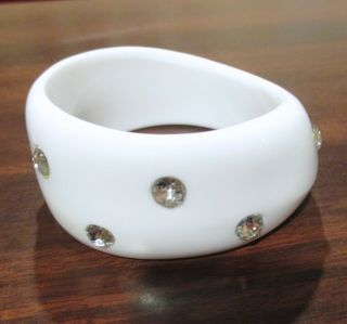 Vtg 80s Lucite Old Plastic Bangle Bracelet White Chunky Rhinestone Asymmetrical