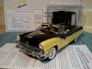 Danbury 1955 Ford Sunliner.  1:24.  Rare Le.  Nib.  Title Undisplayed.  Pristine