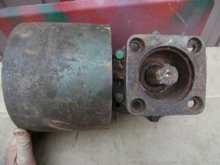 Vintage Oliver Farm Tractor Pto Belt Pulley / Gearbox