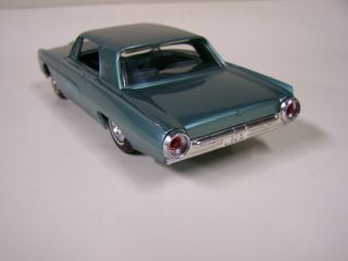 VINTAGE AMT 1963 FORD THUNDERBIRD PROMO MODEL CAR 6