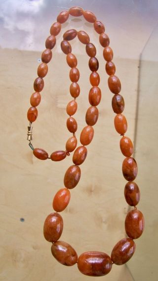 FLAPPER LENGTH,  CHUNKY,  VINTAGE,  FAUX AMBER NECKLACE 2