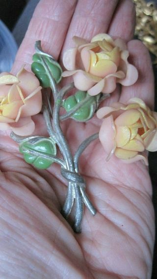 Vintage 1930s - 40s Plastic Pink,  Yellow Roses On Metal Brooch/pin