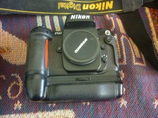 Nikon Camera Bag With D - 100 & F - 100 Bodies,  Parts,  Manuals 3