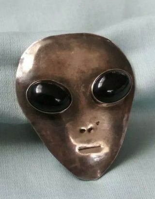 Vtg Handmade OOAK Sterling Silver Black Onyx Eyes Face Head Alien Pin Brooch 7