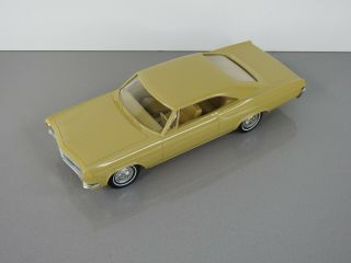 Vintage 1966 CHEVROLET IMPALA Sport PROMO Friction Model Car MUSTARD 3
