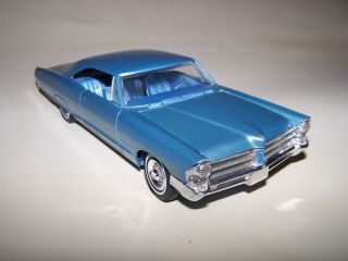 Vintage Amt 1965 Pontiac Bonneville Built Model Car