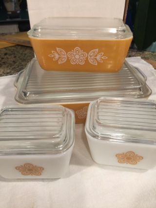 Vintage Pyrex Butterfly Gold Refrigerator Dish Set With Lids 501 502 503