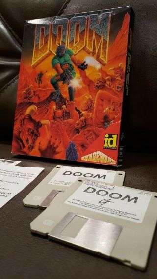 Vintage 1993 Doom Shareware 3.  5 " Game W/ Box. ,  Very Rare