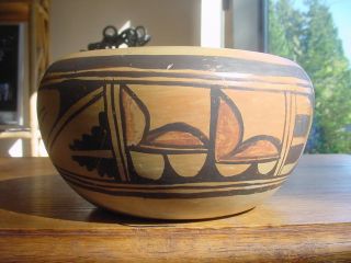 Old Vintage Hopi Indian Pottery Bowl