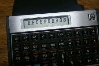 HP - 11C PROGRAMMABLE RARE VINTAGE CALCULATOR PERFECTLY 2