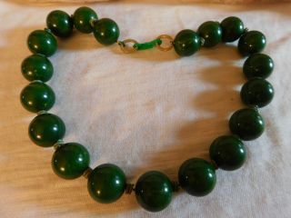 Vintage Forest Green Bakelite Beaded Necklace 18 " By 3/4 "