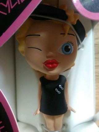 Kylie Minogue So Lucky K25 Collectable Figurine Doll 2012 Rare 1/500