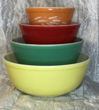 Vintage Set Of 4 Pyrex Primary Colors Glass Nesting Mixing Bowls 401 402 403 404