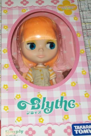 Tomy Takara Blythe Neo Simply Chihuahua Doll Girl Figure Limited Version Rare