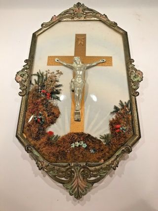 Vintage Antique Jesus Crucifix Wall Hanging Convex Glass Metal Framed Cross