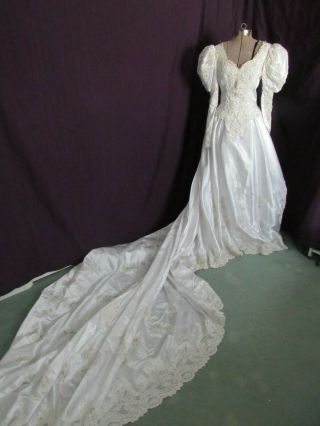 Vintage Victorian Style Wedding Gown Size 12 White/ivory (l0178)