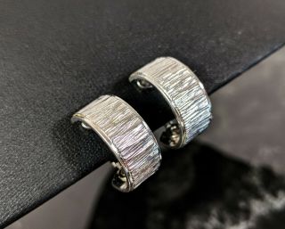 Lovely Vintage Silver Tone Hoop Clip On Earrings Jewellery By Trifari