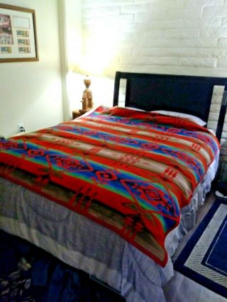 Pendleton wool blanket; “Beaver State” vintage reversible; 66 