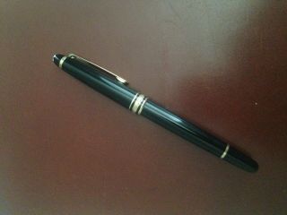 Montblanc Pen - Vintage 1981 Roller Ball Point with Cap (2 - piece) 3