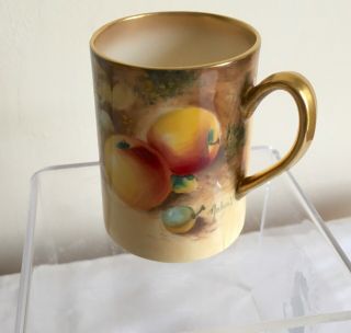 Vintage Royal Worcester Signed F.  Roberts Hand Painted Fruit Apples & Grapes Cup