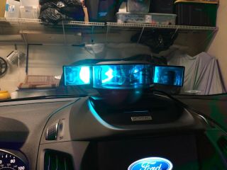 Pre - Owned Blue Light Vintage W/mirrors And Light Cover Police