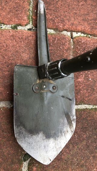 Vintage Us Vietnam War Shovel And Cover