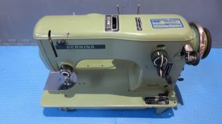 Vintage Bernina Favorit 540 Sewing Machine - Army Green - with Foot Controller 3